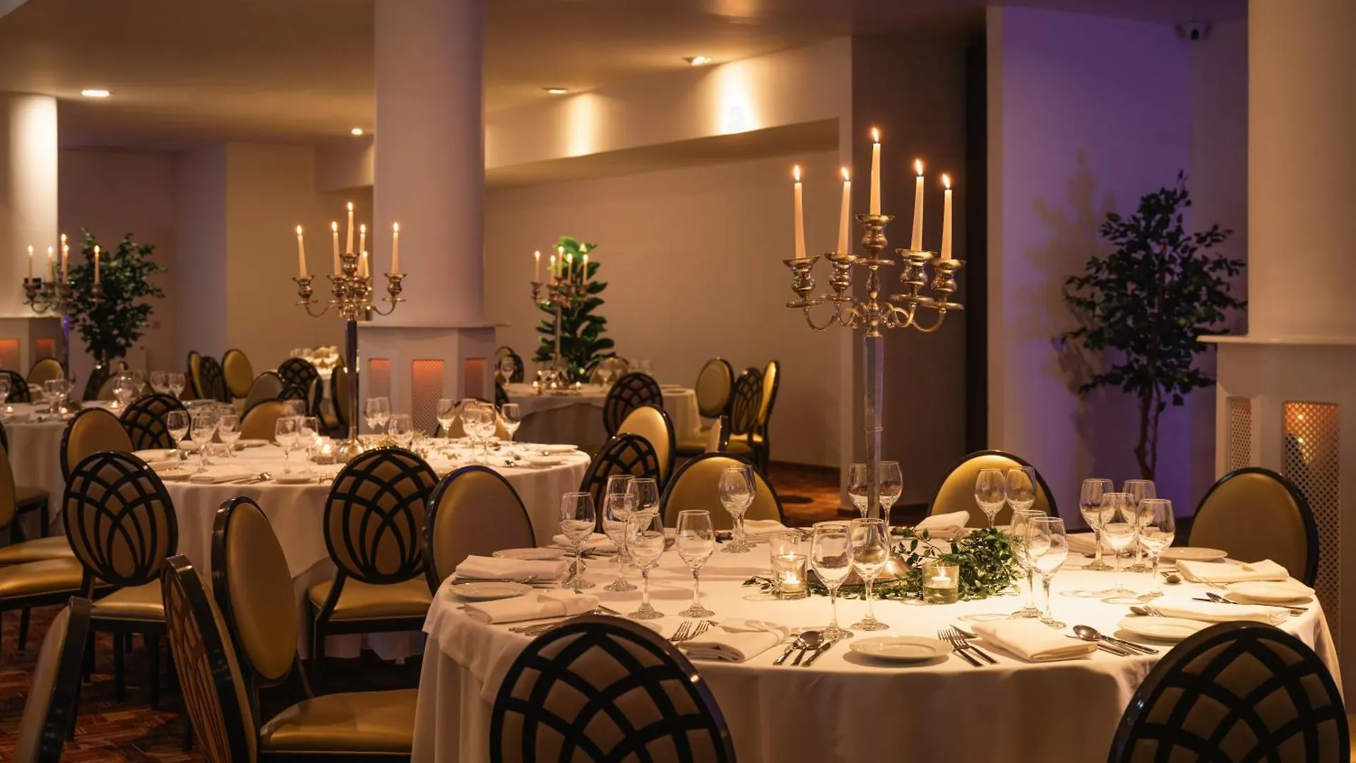 Louis Fitzgerald Hotel Clondalkin İrlanda